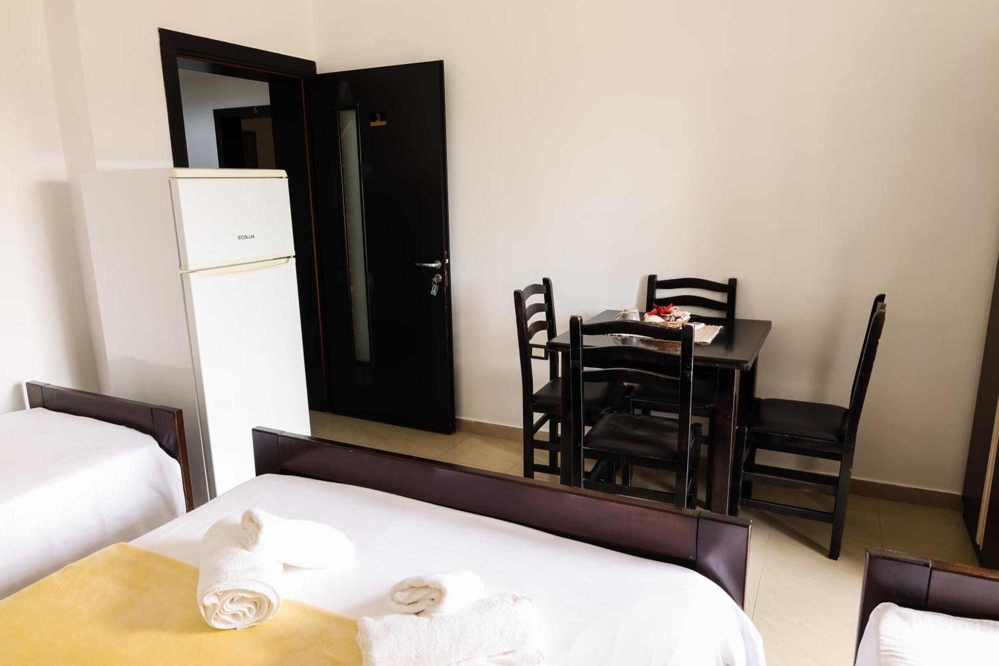 Vila Zhiti Durres Exterior photo